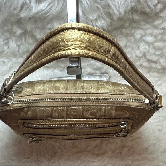 Coach Poppy Storypatch - Picture 12 of 16